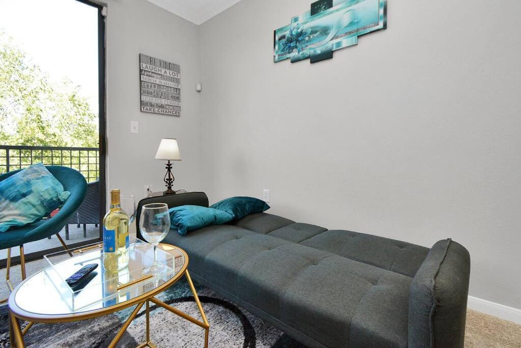 The Turquoise Suite Houston Exteriör bild